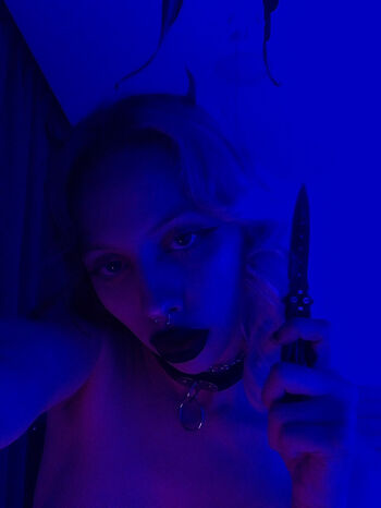 Ona cimolai page 2 image