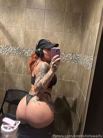 Onehellofawaifu 1 image