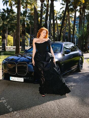 Palina rojinski 1 image