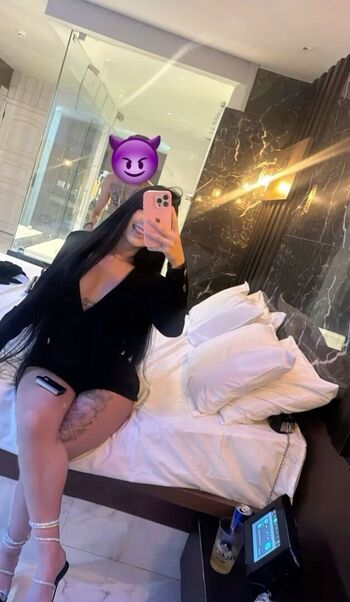 Paloma akemi image