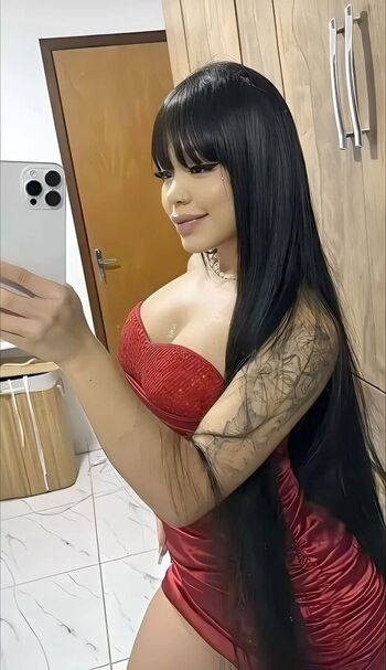 Paloma akemi image
