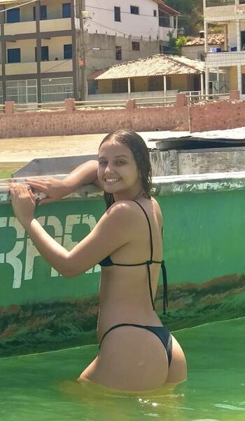 Paloma fernandes image