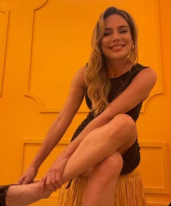 Paloma tocci image