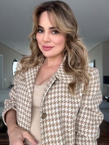 Paloma tocci image