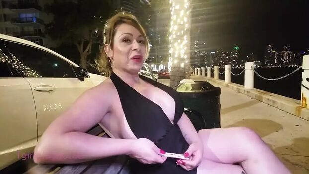 Pamela garca image