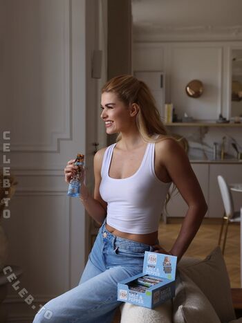 Pamela reif page 2 image