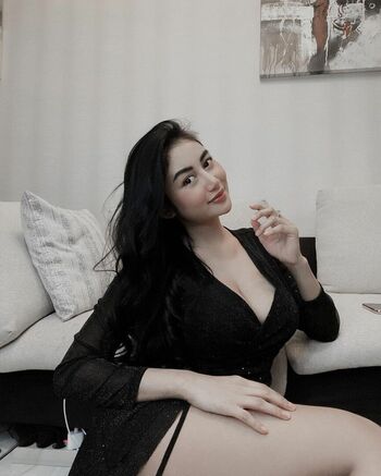 Pamelasafitri image