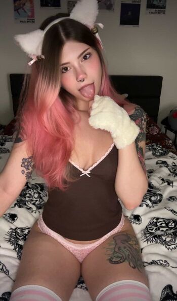 Pandahugz image