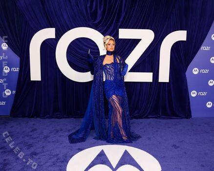 Paris hilton image