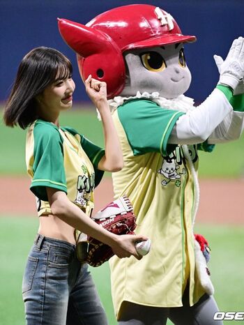 Park soo young page 2 image