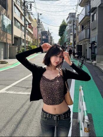 Park soo young image