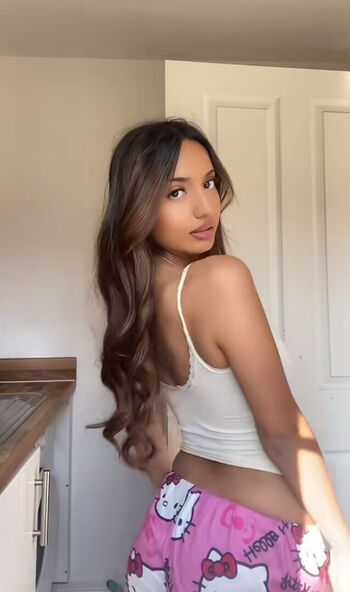 Parnika patel image