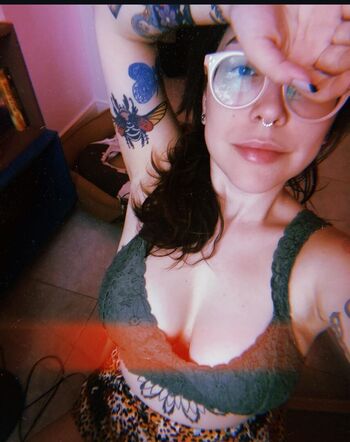 Pathy dos reis image