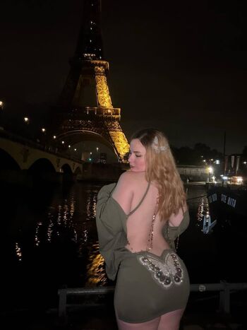 Paula del villar image