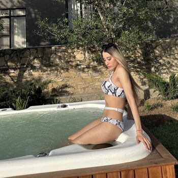 Paulina tellez pauymau page 9 image