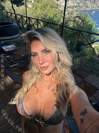 Pauline caspari image