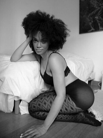 Pearl thusi image