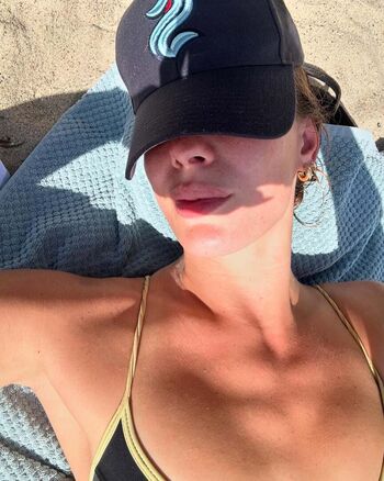 Penny oleksiak page 4 image