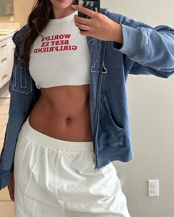 Penny oleksiak image