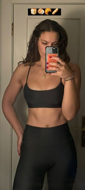 Penny oleksiak image