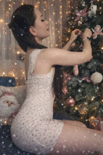 Petite bella page 2 image