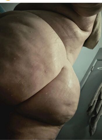 phat_ass_n_pretty_eyes