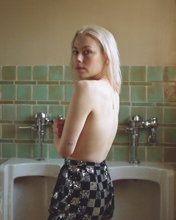 Phoebe bridgers image