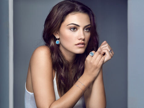 Phoebe Tonkin