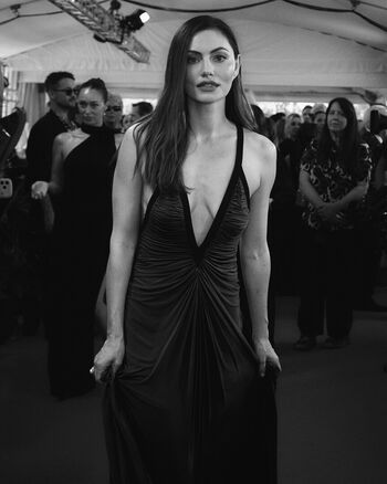 Phoebe Tonkin
