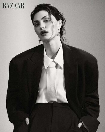 Phoebe tonkin image