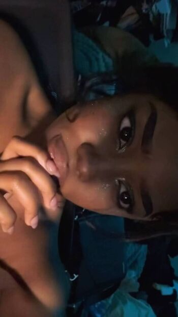 Pinkcellphon 1 image