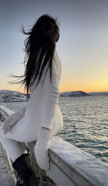 Pinkmilaaax image