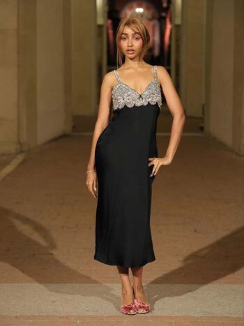 Pinkpantheress page 2 image