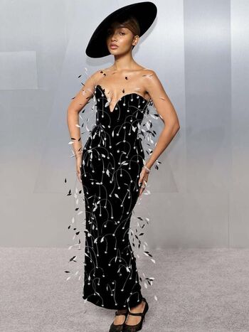 Pinkpantheress image