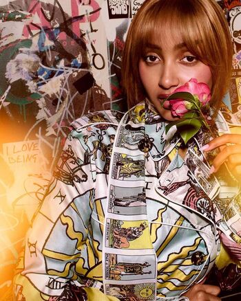 Pinkpantheress image