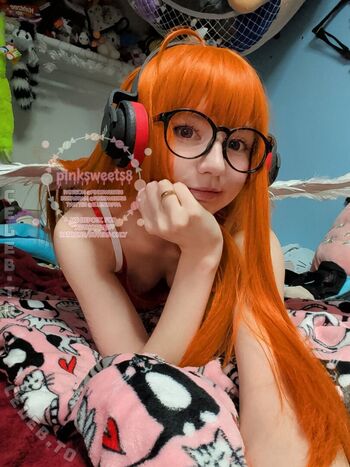 Pinksweet8 ellen zappa image