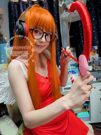 Pinksweet8 ellen zappa image