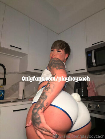 playboyzach