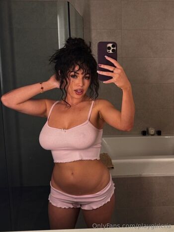 Playgirlcris 1 page 2 image