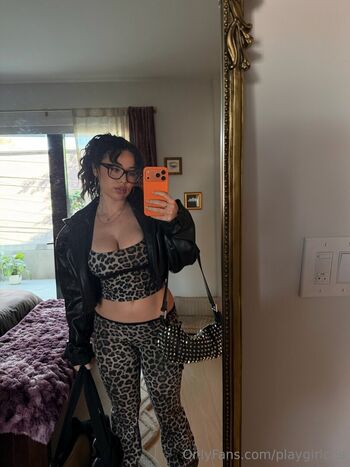 Playgirlcris 1 image