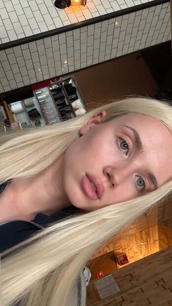 Polina malinovskaya 1 image