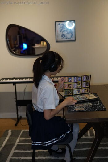 Pomi pomi page 2 image