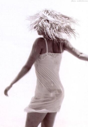 Poppy montgomery image