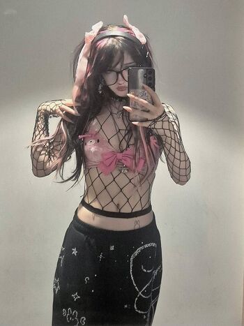 Poppypawzz image