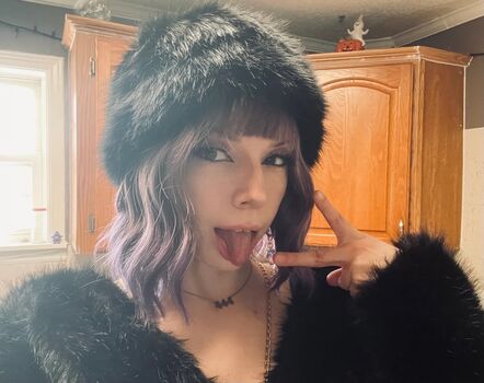 Precious Faeona