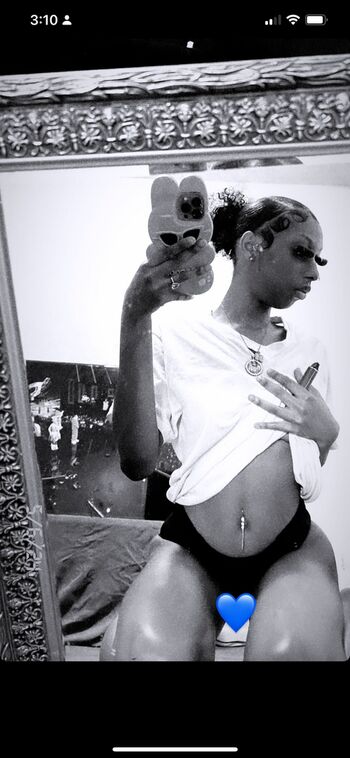 Prettylilvibesz image