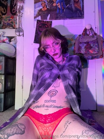 prettylittlefreak13
