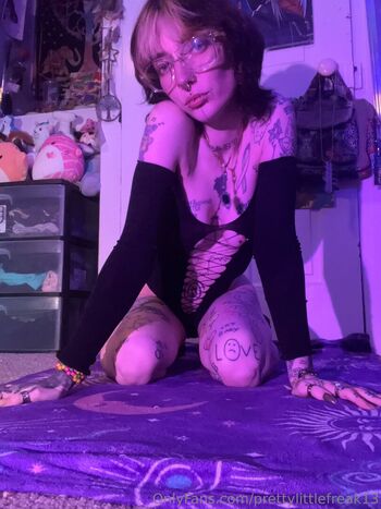 prettylittlefreak13