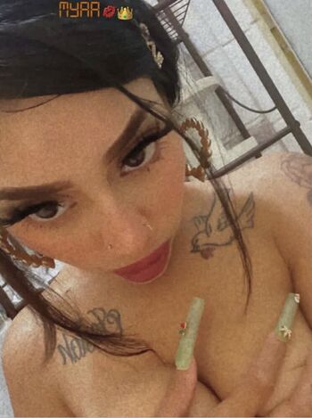 Prettymammiiiii page 2 image