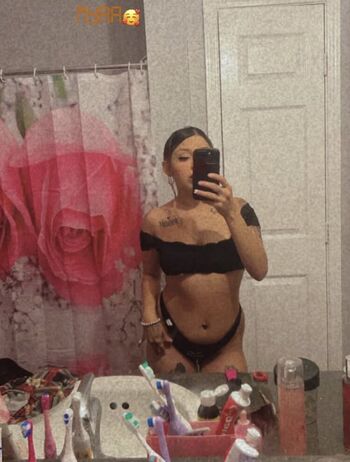 Prettymammiiiii image